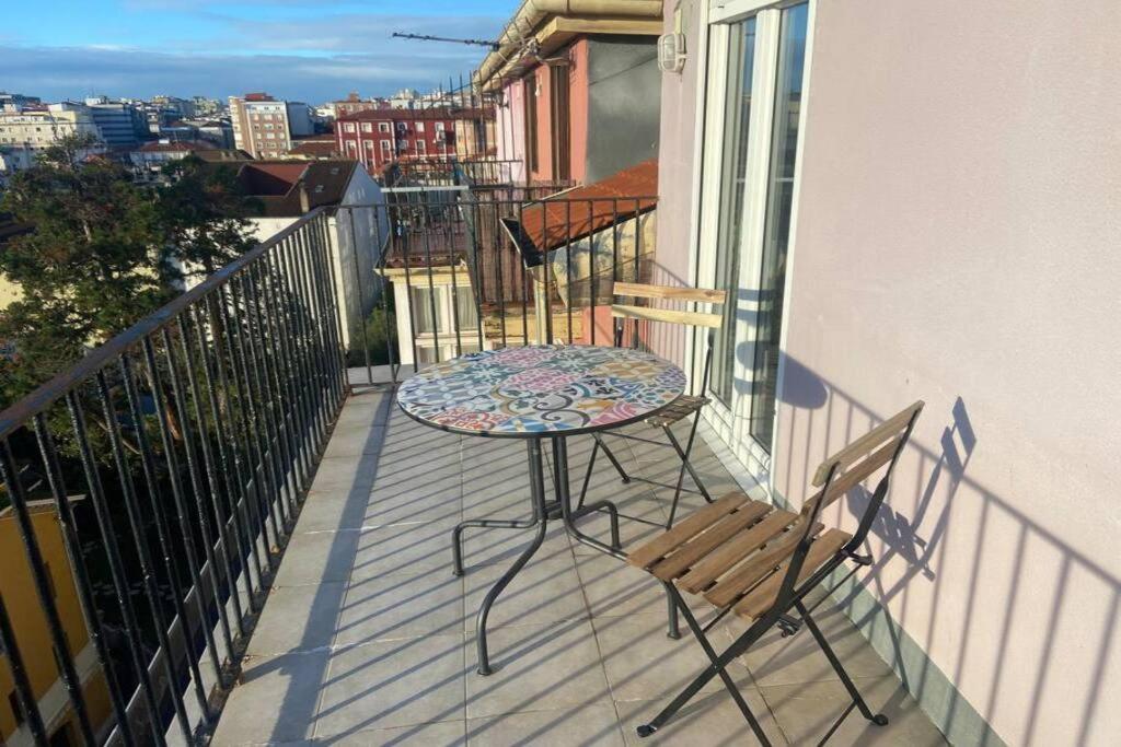 Апартаменты Acogedor Loft Con Vistas A La Ciudad Сантандер Экстерьер фото